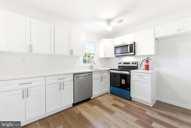 91 SHEFFIELD PL, Southampton, NJ 08088