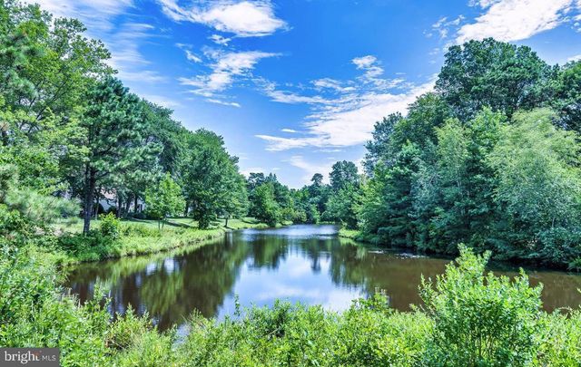 91 SHEFFIELD PL, Southampton, NJ 08088
