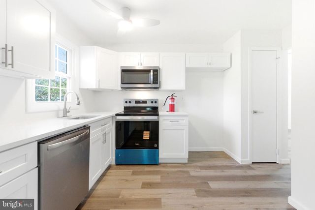 91 SHEFFIELD PL, Southampton, NJ 08088