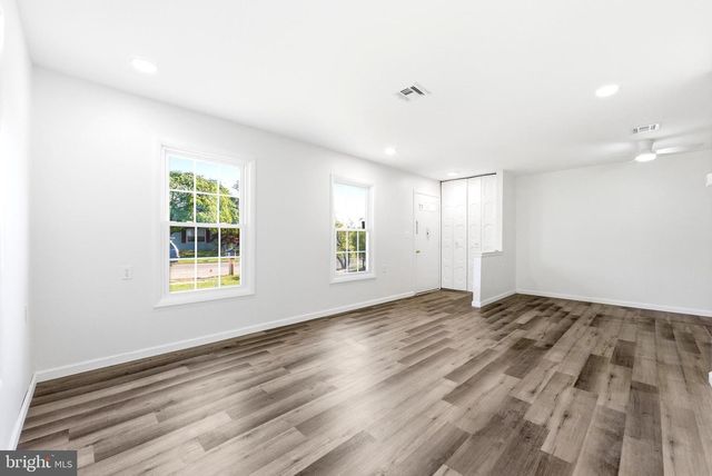 91 SHEFFIELD PL, Southampton, NJ 08088