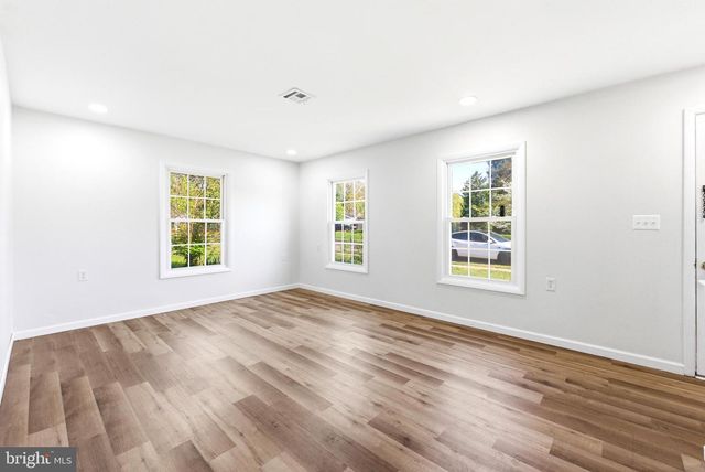 91 SHEFFIELD PL, Southampton, NJ 08088