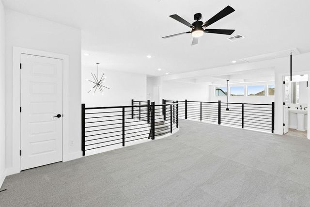 220 Reata Ridge LOOP, Liberty Hill, TX 78642