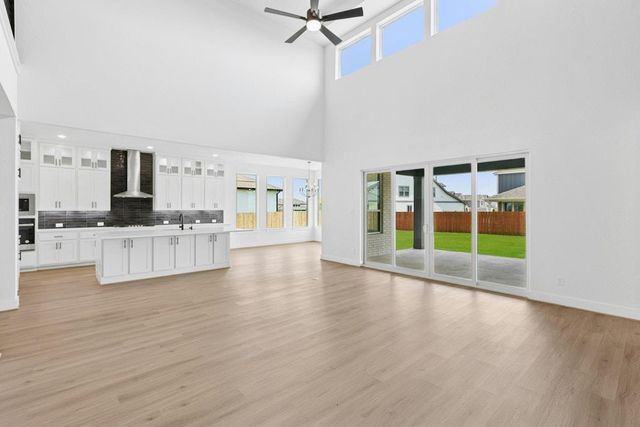 220 Reata Ridge LOOP, Liberty Hill, TX 78642