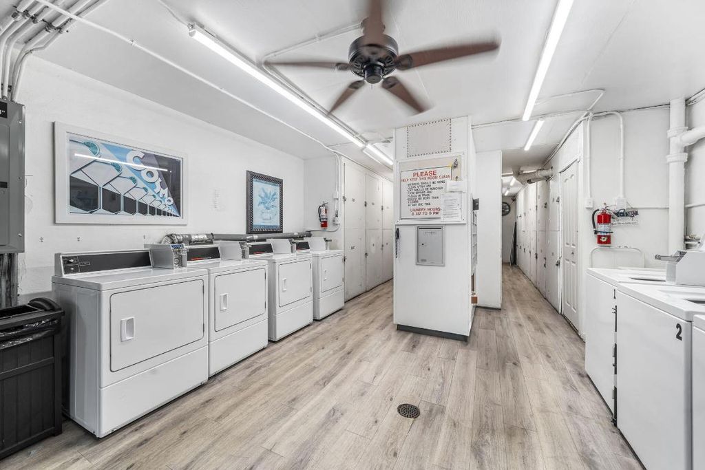 Image 18 of property listing at 2565 S Ocean Boulevard 108, Palm Beach, FL 33480