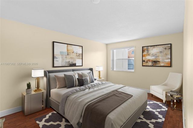 6292 NW 186th St 301, Hialeah, FL 33015