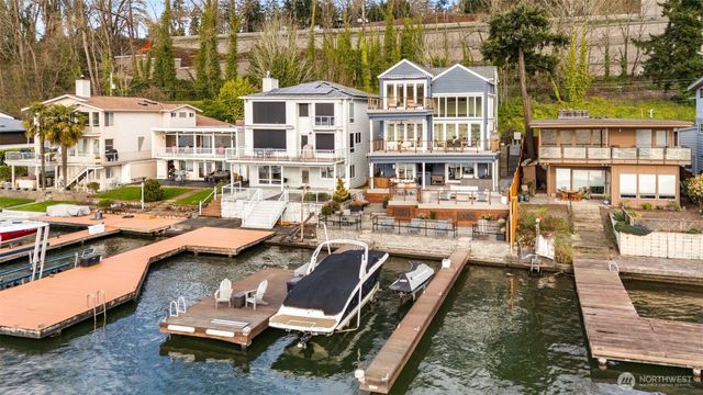 6007 Hazelwood Lane SE, Bellevue, WA 98006