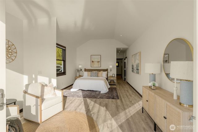 6007 Hazelwood Lane SE, Bellevue, WA 98006