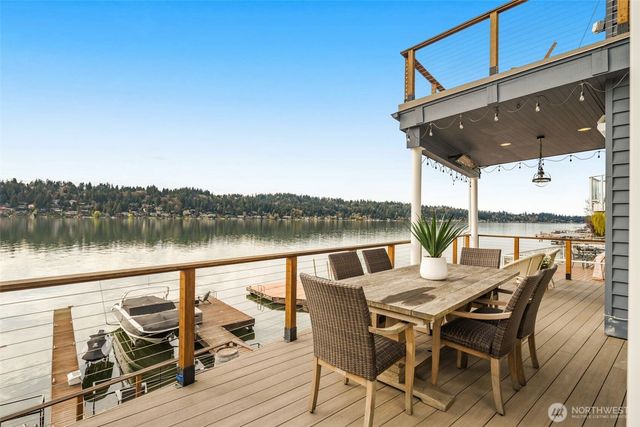 6007 Hazelwood Lane SE, Bellevue, WA 98006