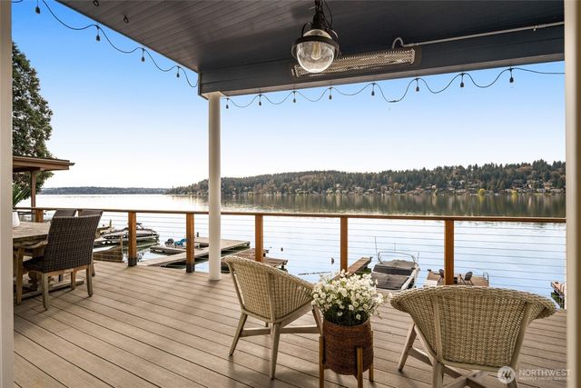 6007 Hazelwood Lane SE, Bellevue, WA 98006