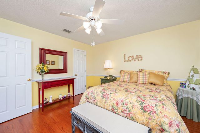 5863 Hunting Meadows Drive, Crestview, FL 32536