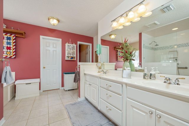 5863 Hunting Meadows Drive, Crestview, FL 32536