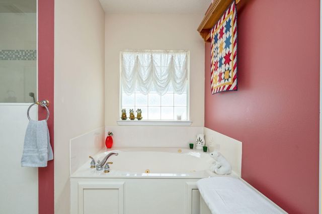 5863 Hunting Meadows Drive, Crestview, FL 32536