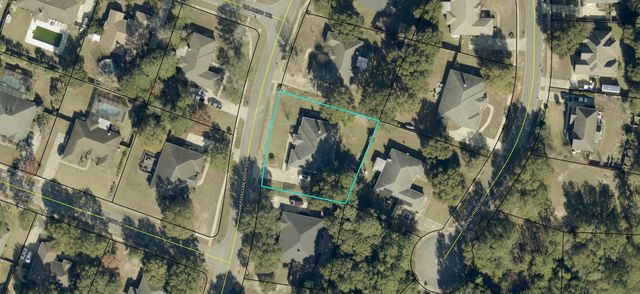 5863 Hunting Meadows Drive, Crestview, FL 32536