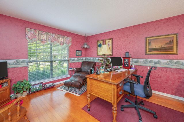 5863 Hunting Meadows Drive, Crestview, FL 32536