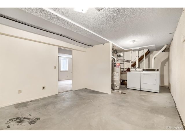 2190 S Flower St, Lakewood, CO 80227
