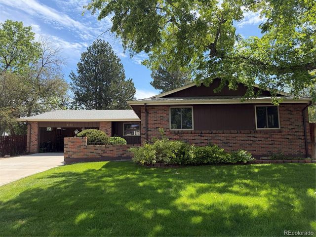 2190 S Flower St, Lakewood, CO 80227