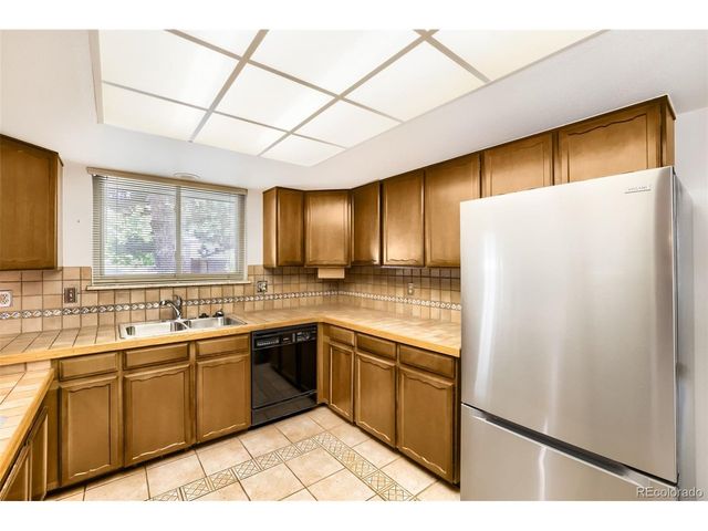 2190 S Flower St, Lakewood, CO 80227