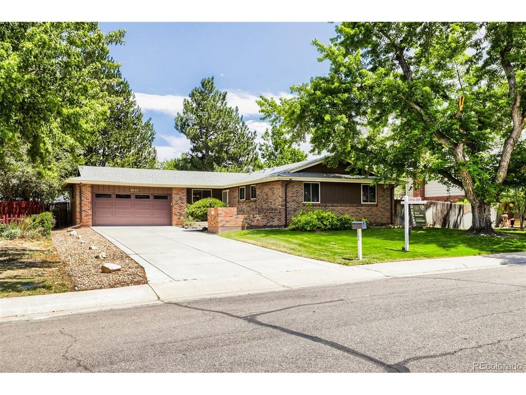 2190 S Flower St, Lakewood, CO 80227