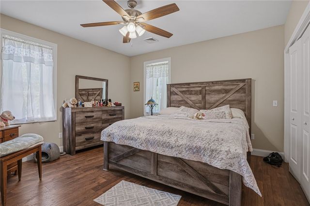 585 East Avenue, Burrillville, RI 02830