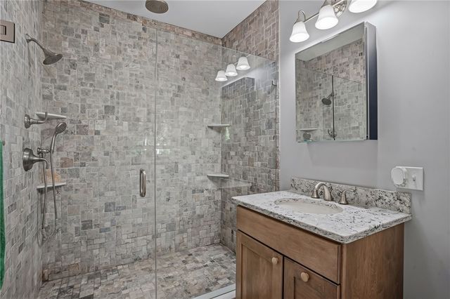 585 East Avenue, Burrillville, RI 02830