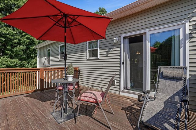 585 East Avenue, Burrillville, RI 02830