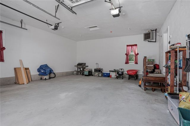 585 East Avenue, Burrillville, RI 02830