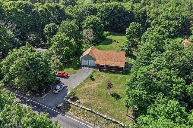 585 East Avenue, Burrillville, RI 02830