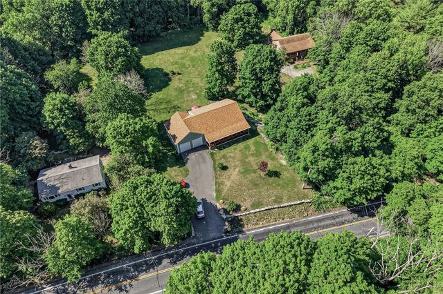 585 East Avenue, Burrillville, RI 02830