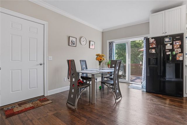 585 East Avenue, Burrillville, RI 02830