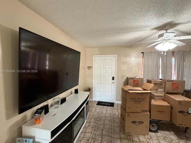 15331 SW 303rd St, Homestead, FL 33033