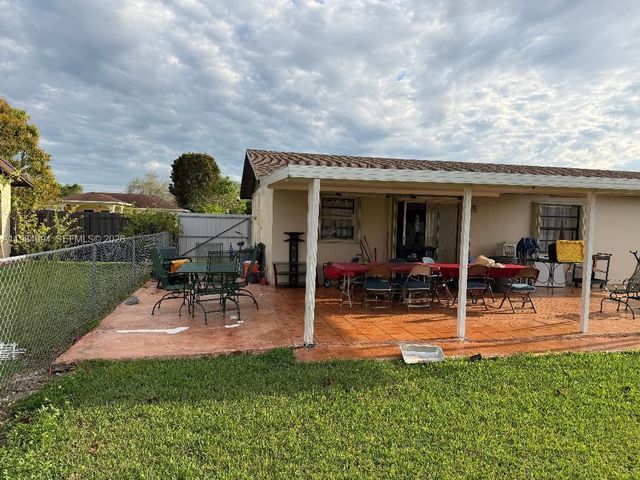 15331 SW 303rd St, Homestead, FL 33033