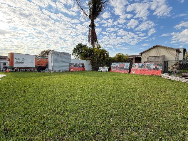 15331 SW 303rd St, Homestead, FL 33033