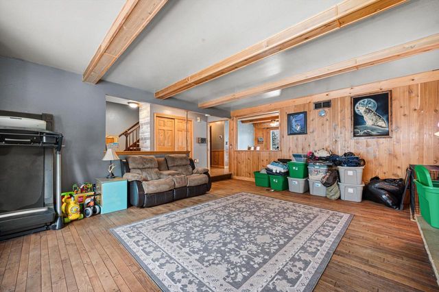 W220N2612 Maplewood LANE, Waukesha, WI 53186