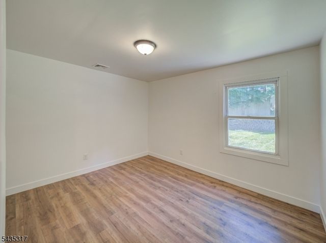 5 Ravine Dr, Andover Twp., NJ 07860
