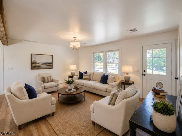 5 Ravine Dr, Andover Twp., NJ 07860