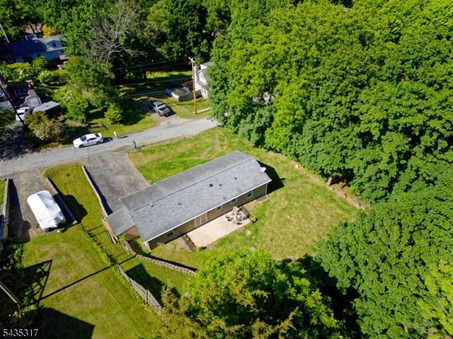 5 Ravine Dr, Andover Twp., NJ 07860
