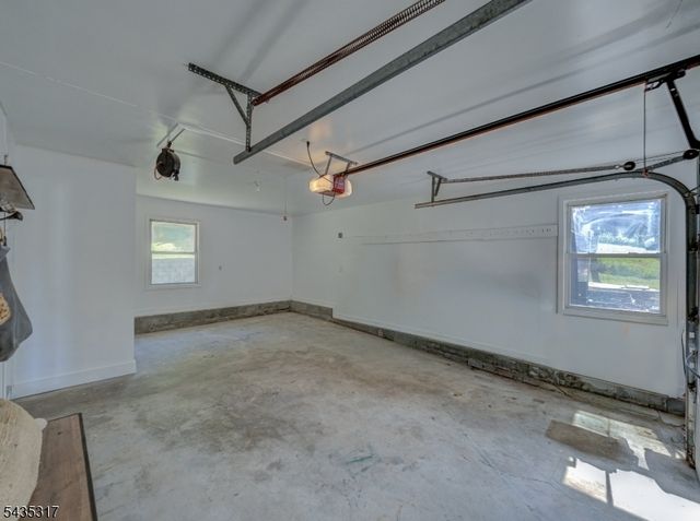 5 Ravine Dr, Andover Twp., NJ 07860