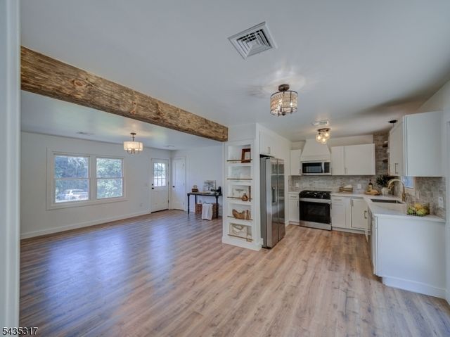 5 Ravine Dr, Andover Twp., NJ 07860