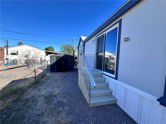 445 Steiger Drive, Bullhead City, AZ 86442