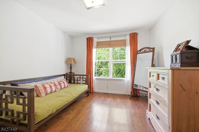 212 Riverwalk Way, Clifton City, NJ 07014