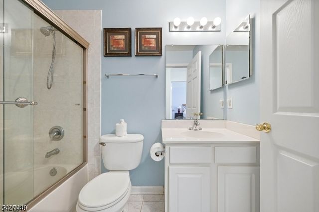 212 Riverwalk Way, Clifton City, NJ 07014