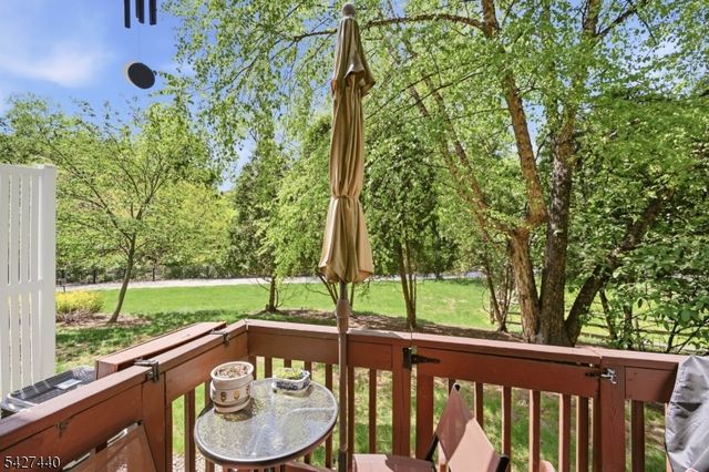 212 Riverwalk Way, Clifton City, NJ 07014