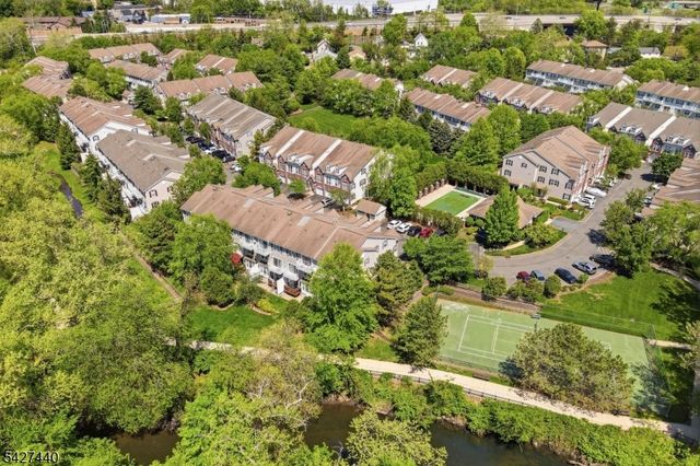 212 Riverwalk Way, Clifton City, NJ 07014