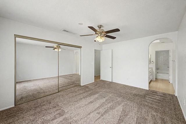 11851 N 76th Drive, Peoria, AZ 85345
