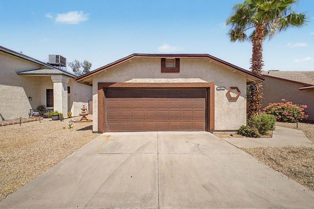 11851 N 76th Drive, Peoria, AZ 85345