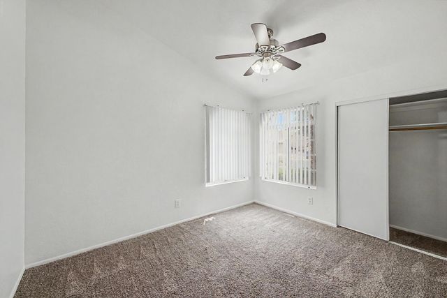 11851 N 76th Drive, Peoria, AZ 85345