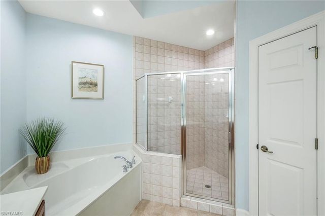 9271 Indigo Isle CT 101, Estero, FL 34135