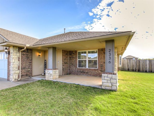 2336 Box Turtle Way, Midwest City, OK 73130
