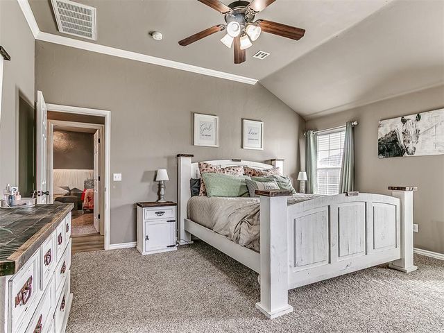 2336 Box Turtle Way, Midwest City, OK 73130