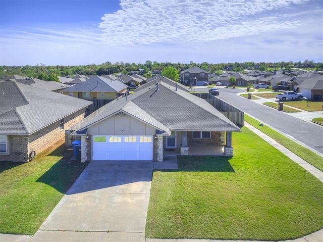 2336 Box Turtle Way, Midwest City, OK 73130